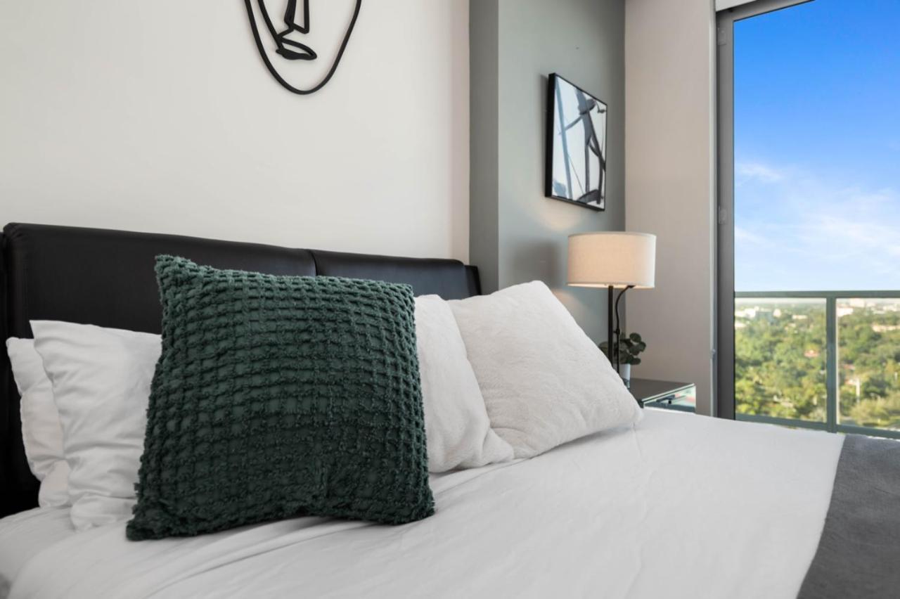 Quadro Residences By Ionica Miami Exteriör bild
