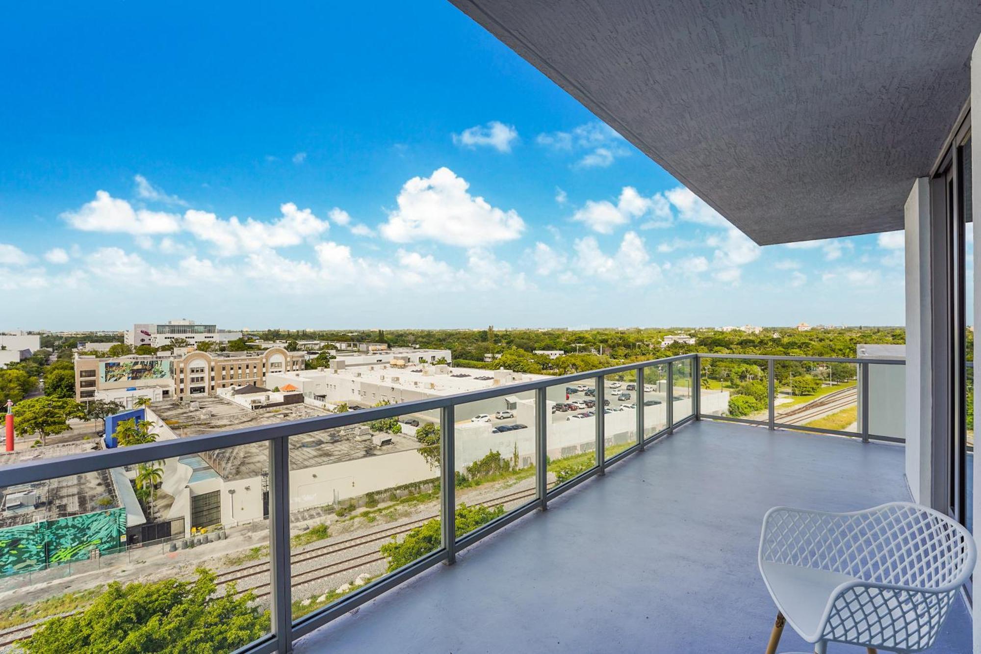 Quadro Residences By Ionica Miami Exteriör bild